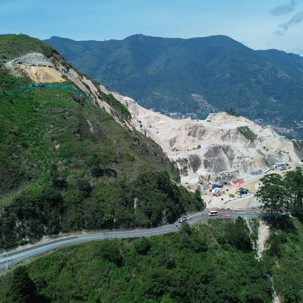 Panorámica del sector Areneras del municipio de Amagá, donde se piensa hacer el cierre. Foto: Manuel Saldarriaga Quintero.
