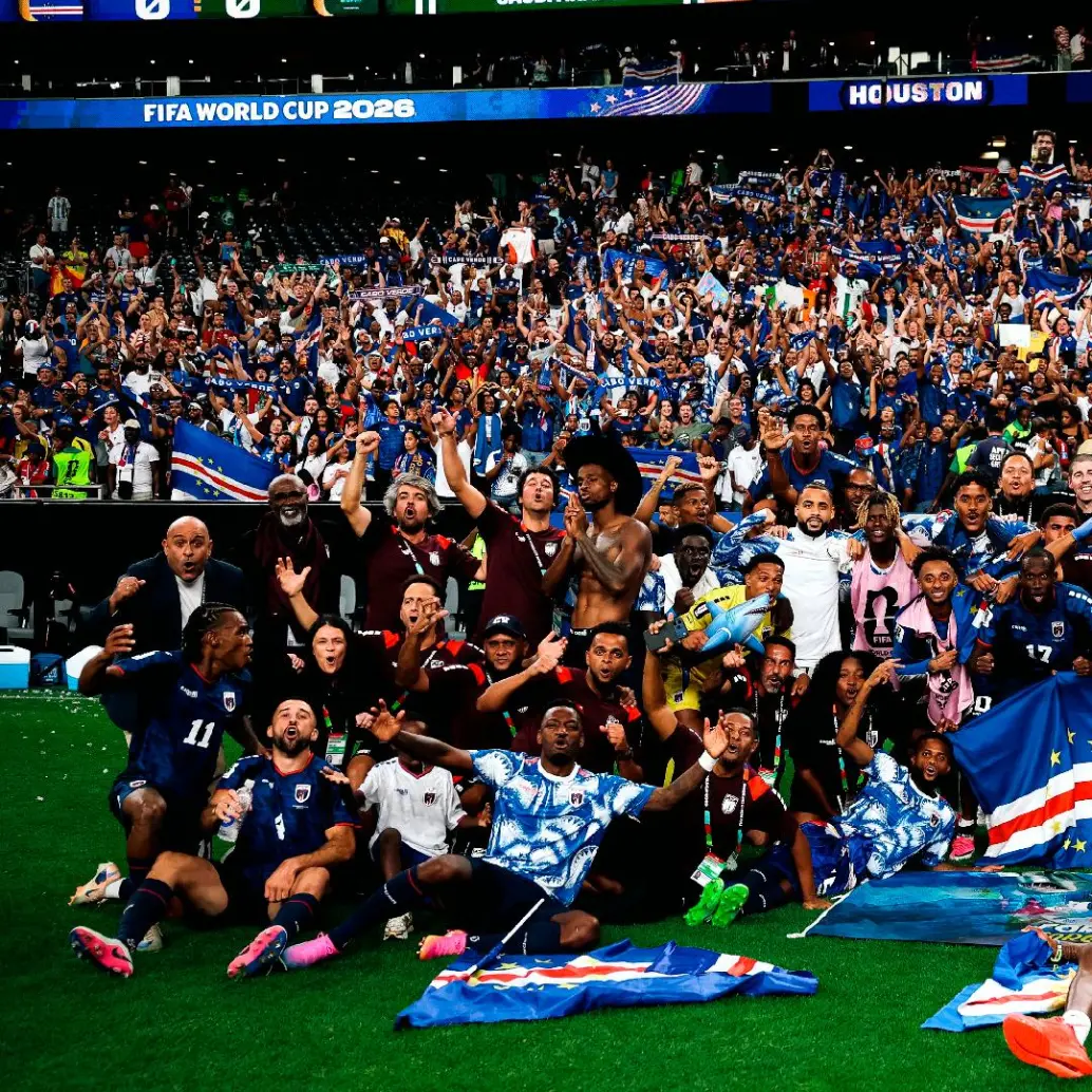 Cabo Verde fue segunda del Grupo H y se clasificó a los 16avos de final. En esa zona quedó eliminada la selección de Uruguay. FOTO: X-FIFA