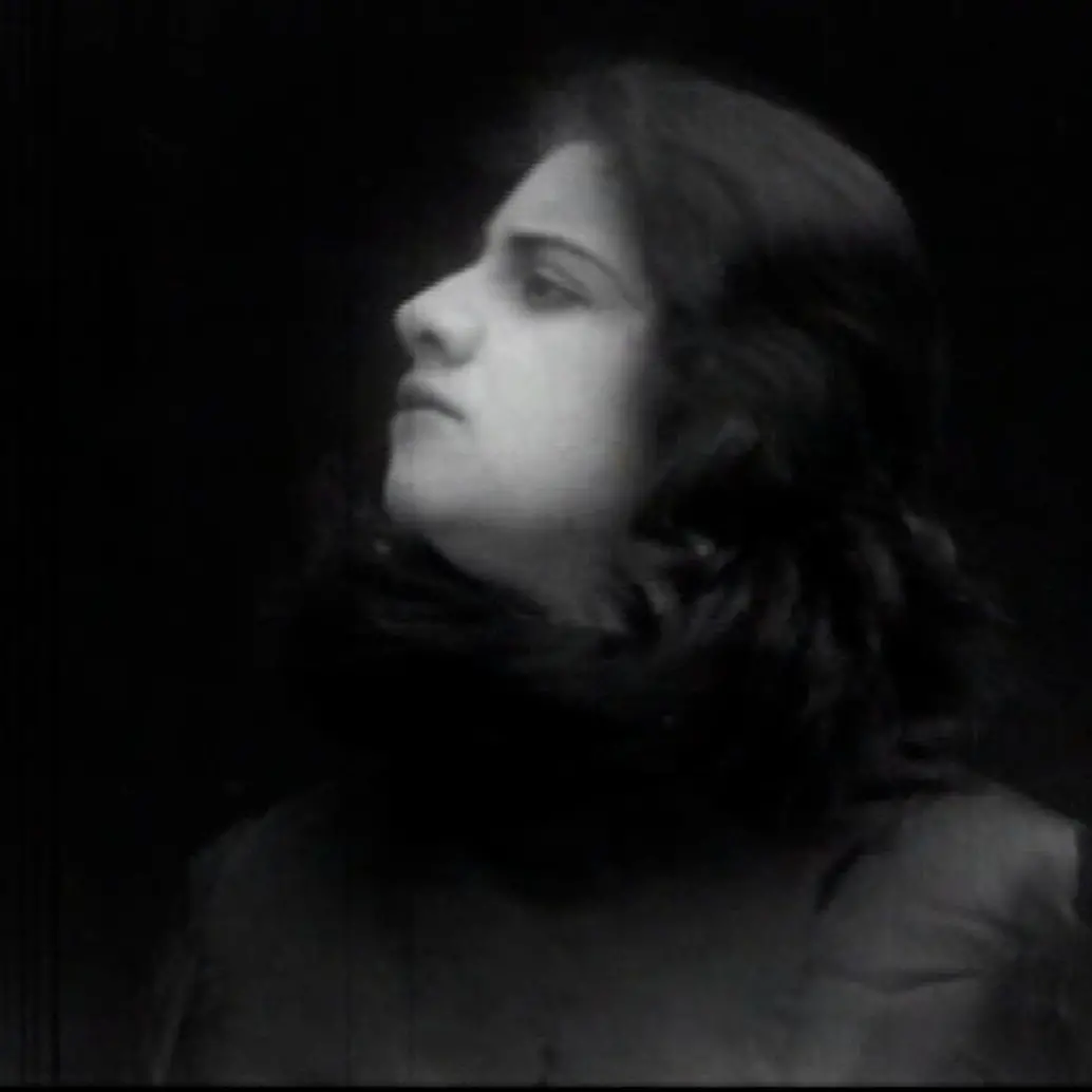 Esta es Emely Vargas, actriz del período del cine silente colombiano y protagonista de Espejos Rotos. FOTO Cortesía Fuego Inextinguible 