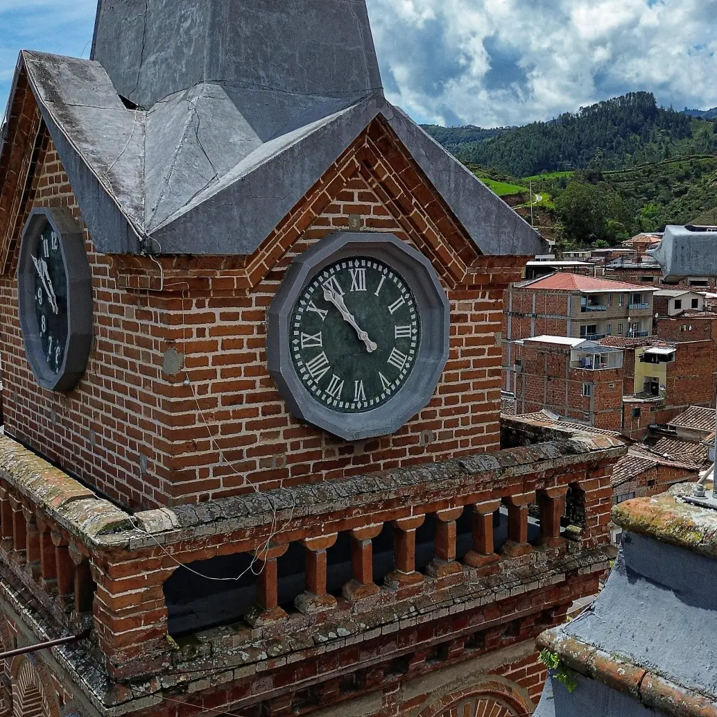 Iglesia de Barbosa, el municipio que albergará el Festival de la Canción Piña de Oro. Foto: EL COLOMBIANO