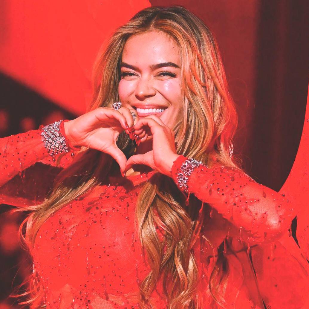 Karol G es hoy una de las figuras musicales más representativas del país. Su conexión con lo local y su empoderamiento femenino han atraído a millones de turistas. Foto: Getty images