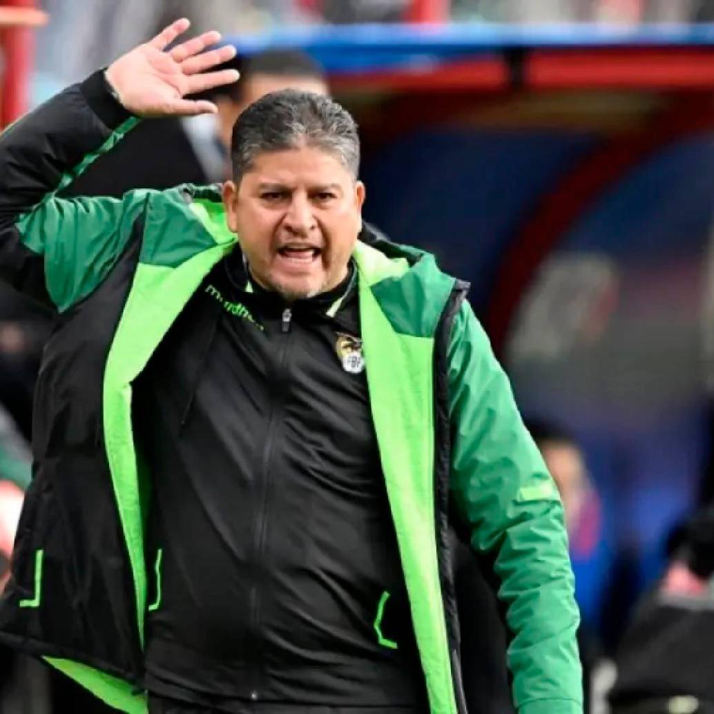 Óscar Villegas, de 55 años de edad, dirige a Bolivia desde julio de 2024. FOTO AFP