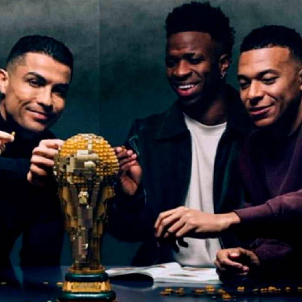 Cristiano Ronaldo y Lionel Messi fueron los futbolistas mejor pagos en la campaña de LEGO. FOTO: LEGO