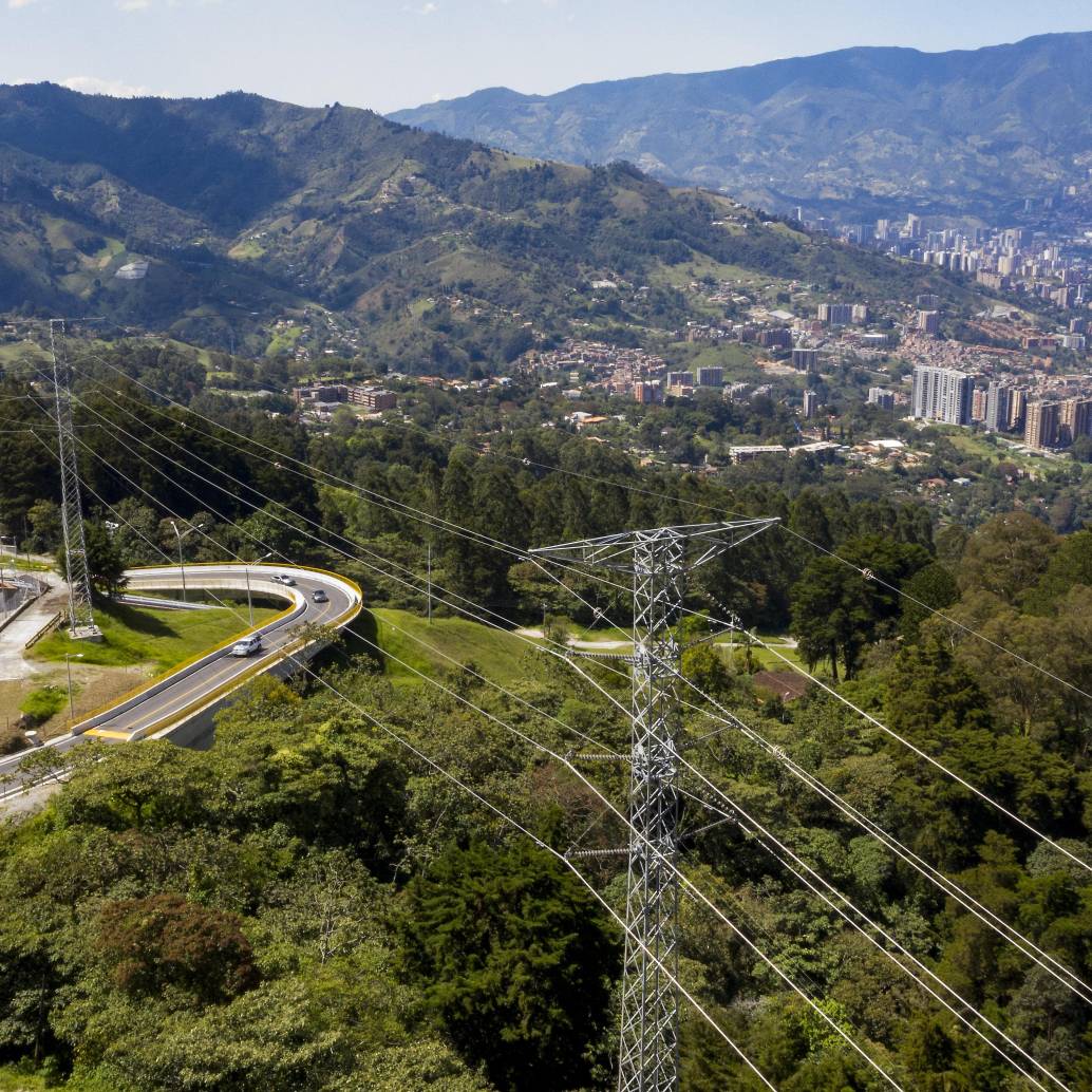 Panorámica de la Transversal de La Montaña en Envigado. FOTO: EL COLOMBIANO