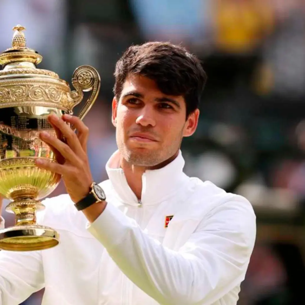 Carlos Alcaraz es el campeón defensor de Wimbledon. El cuadro principal de este torneo arranca este 30 de junio. FOTO GETTY 