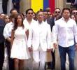 Gustavo Petro salió de la Casa de Nariño acompañado por su hija Antonella y miembros de su equipo. FOTO: Tomada de video.