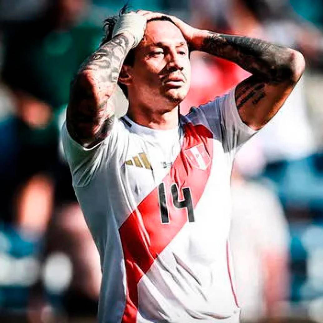 Gianluca Lapadula sufre problemas de tobillo y no jugará tampoco contra Ecuador. FOTO AFP