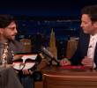 Maluma puso a Jimmy Fallon a tomar guaro antioqueño y a modelar el carriel paisa