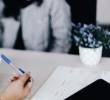La CNSC y el SENA ofrecen más de 1.270 vacantes de carrera administrativa en todo el país, con oportunidades para jóvenes y profesionales de diversas áreas. FOTO: GETTY Y CNSC