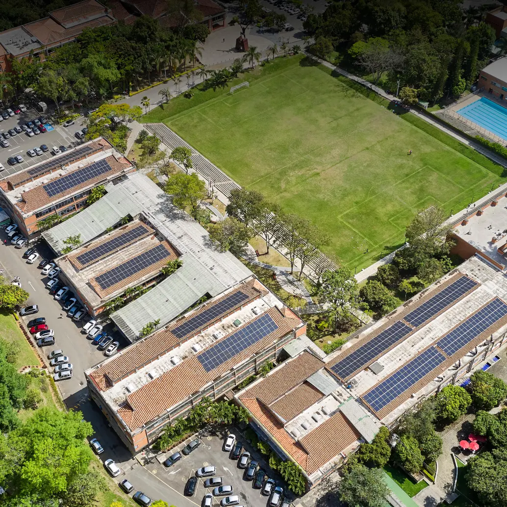 El campus de la Universidad de Medellín es uno de los más extensos en el departamento y brinda espacios para el estudio, la investigación y las actividades culturales y recreativas. Foto: Cortesía