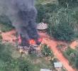 Una finca terminó incendiada en medio de las confrontaciones en zona rural de El Bagre. IMAGEN TOMADA DE REDES