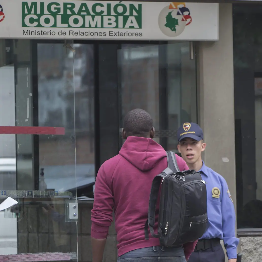 Imagen de referencia de la sede de Migración Colombia en Medellín. Foto: Julio César Herrera Echeverri