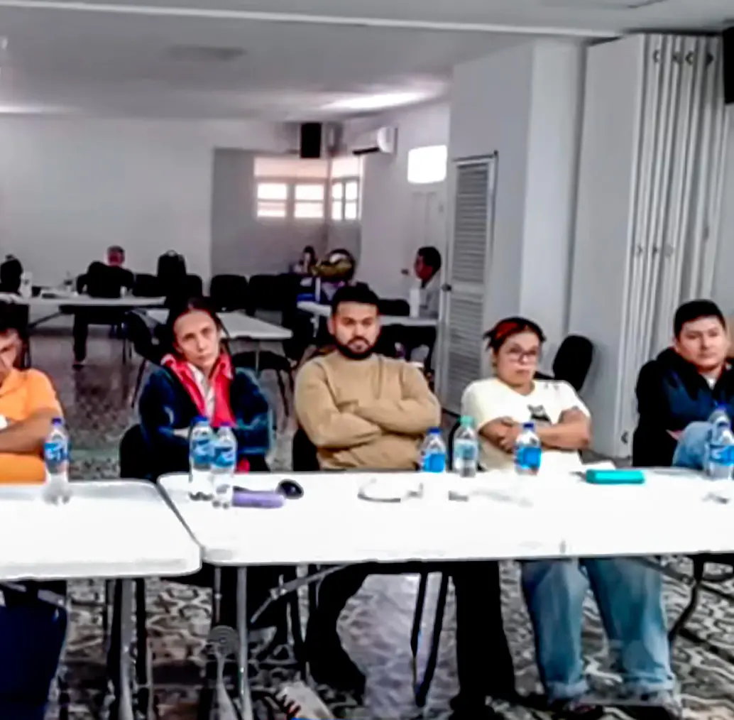 Entre los detenidos: Gustavo Bolaño, líder; Emilia Álvarez, representante legal; Dayana Ramos, tesorera; Fredy Borelli, jefe de jurídico y Liliana Urán, la financiera. FOTO<b><span class="mln_uppercase_mln"> Tomada de video</span></b>