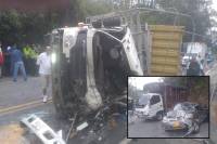 Así quedaron los vehículos involucrados en el accidente en Caldas. FOTO: Cortesía Denuncias Antioquia.