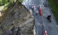 Cierre del paso por el sector de La Sinifaná tiene en jaque la movilidad en el Suroeste de Antioquia. Foto: Manuel Saldarriaga Quintero
