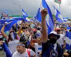 Activistas y ciudadanos denuncian que el régimen de Ortega ha cerrado medios de comunicación y aumentado la persecución contra entidades opositoras y la Iglesia. FOTO AFP