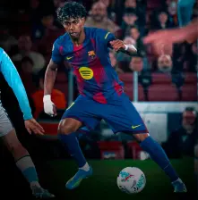 España, una de las selecciones favoritas para luchar por el título, está pendiente de la evolución de Lamine Yamal quien salió lesionado con el Barcelona y estará por fuera varias semanas. FOTO TOMADA X@FCBarcelona