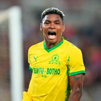 El colombiano Brayan León Muñiz con su doblete, en la victoria del Mamelodi Sundowns, fue elegido como el Jugador del Partido. FOTO TOMADA @sundownsfc