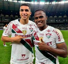 Los colombianos Kevin Serna y Jhon Arias, serían titulares con Fluminense en el duelo por Copa Libertadores. FOTO TOMADA @FluminenseFC