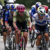 Éiner Rubio, de 28 años edad, viene de ser octavo en el Giro de Italia 2025. FOTO X-MOVISTAR
