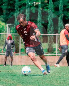 Tomás Ángel prometió “muchos goles” en su presentación con el América