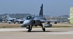 Colombia firmó un contrato con Suecia para la compra de 17 aviones de combate Saab 39 Gripen (15 monoplazas de la versión E y dos biplazas de la versión. Foto: AFP