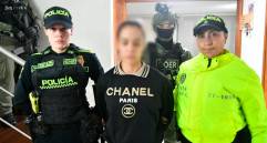 Mujer señalada por las autoridades de ser enlace de las disidencias del Frente 36 de las Farc en el Valle de Aburrá. FOTO: Cortesía Secretaría de Seguridad de Medellín