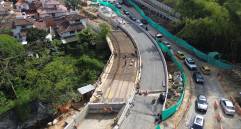 La obra que se entrega permitirá mantener la conexión vial durante la demolición del puente existente y la construcción de la nueva estructura, mientras avanzan las demás actividades para la ejecución de los otros puentes que conformarán este intercambio vial. Foto: Cortesía.