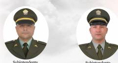 Estos son los subintendentes Hugo Armando Castaño Morales y Melquiades de Jesús Arismendy Pérez, asesinados por cuatro hombres en motocicletas, que al parecer, pertenecían a las disidencias de las Farc en el municipio de Anorí, Nordeste de Antioquia. FOTO: Policía Nacional