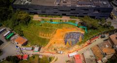 Entre las principales obras ejecutadas se encuentran la estabilización de taludes mediante muros de contención, anclajes activos y pasivos. FOTO: Cortesía Alcaldía de Medellín