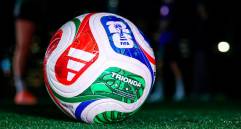 Este es el balón con el que se jugará en el Mundial de fútbol de 2026. FOTO AFP