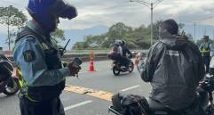 Los motociclistas siguen siendo los actores con más muertes en las vías. En el caso de Envigado, durante 2025, esto representaron el 62,8 % de las víctimas fatales en siniestros. FOTO: Cortesía Secretaría de Movilidad de Medellín