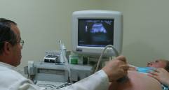 Investigadores colombianos confirmaron la presencia de microplásticos en la placenta humana, lo que evidencia la exposición prenatal a estos contaminantes. FOTO archivo Colprensa
