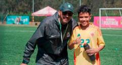 Diego Mazo se ha destacado en Nacional por formar a grandes talentos y este año terminó con éxito su primera experiencia con el equipo profesional. FOTO CORTESÍA DIEGO MAZO