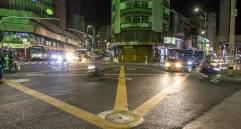 El Parque Berrío llevaba décadas sin ser intervenido. Esta es una zona de alta afluencia de habitantes calle y problemas de espacio público. FOTO: Juan Antonio Sánchez