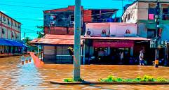 Así se ven las calles del municipio de El Bagre, Bajo Cauca antioqueño, por cuenta de los desbordamientos de dos ríos. FOTO: CORTESÍA ALCALDÍA DE EL BAGRE
