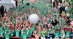 El Grandeza Run Fest fue un río de camisas verdes. FOTOS MANUEL SALDARRIAGA