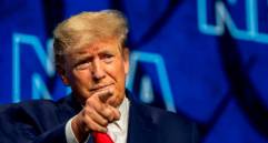 El presidente de Estados Unidos, Donald Trump presentó un programa de visas de trámite rápido para los aficionados que tengan boletos para el Mundial. FOTO: GETTY. 