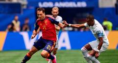 El delantero, Mikel Oyarzabal marcó a los 36 y 89 minutos en la victoria de España ante Austria, para clasificarse a los octavos de final. FOTO TOMADA X@SEFutbol