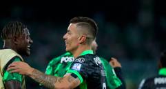 Mateus Uribe celebra el gol que marcó ante Llaneros en el Atanasio Girardot, por la undécima fecha de la Liga Betplay. FOTO CAMILO SUÁREZ 