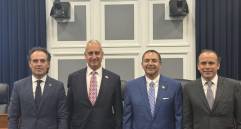El representante Mario Díaz-Balart y Henry Cuellar se reunieron con Federico Gutiérrez y Alejandro Eder. Foto: @MarioDB