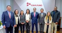 El vicepresidente José Manuel Restrepo y la ministra de Ciencias, Claudia Benavides, en reunión con la fundación Colfuturo. Foto: Vicepresidencia.