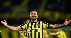 En la imagen aparece Facundo Batista cuando jugaba para Peñarol. FOTO AFP