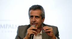 El exministro Luis Fernando Velasco es uno de los vinculados al caso de corrupción de la UNGRD. Foto: Colprensa