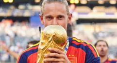 Con la estrella de campeón del mundo recién bordada en el pecho y a los 31 años, Marcos Llorente ha sacudido al fútbol español al anunciar su retiro de la selección absoluta. FOTO: Tomada de las redes sociales @marcosllorente