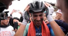 El italiano Andrea Vendrame tras su triunfo en la etapa 19 del Giro de Italia. FOTO @giroditalia