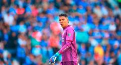 Kevin Mier es el portero del Cruz Azul de México y, aunque también se ha equivocado, se ha mantenido como el portero titular. FOTO CORTESÍA CRUZ AZUL