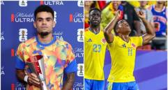 Pese a recibir el premio oficial de la Fifa como el mejor jugador frente a Ghana, el delantero del Bayern Múnich utilizó su tiempo frente a los micrófonos para asegurar públicamente que el verdadero merecedor del galardón era su compañero Jhon Arias. FOTO: Juan Antonio Sánchez y Fifa