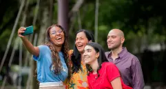 Si fuiste admitido en la UPB, agenda una cita con los expertos y descubre la mejor opción para financiar los estudios con los que sueñas. Foto: Cortesía