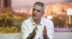 El gobernador Rendón insiste en que con su propuesta de autonomía fiscal, los departamentos tendrán $32 billones más. Quienes se oponen, afirman que es egoísta y los más pobres sufrirían. FOTO: Manuel Saldarriaga. 